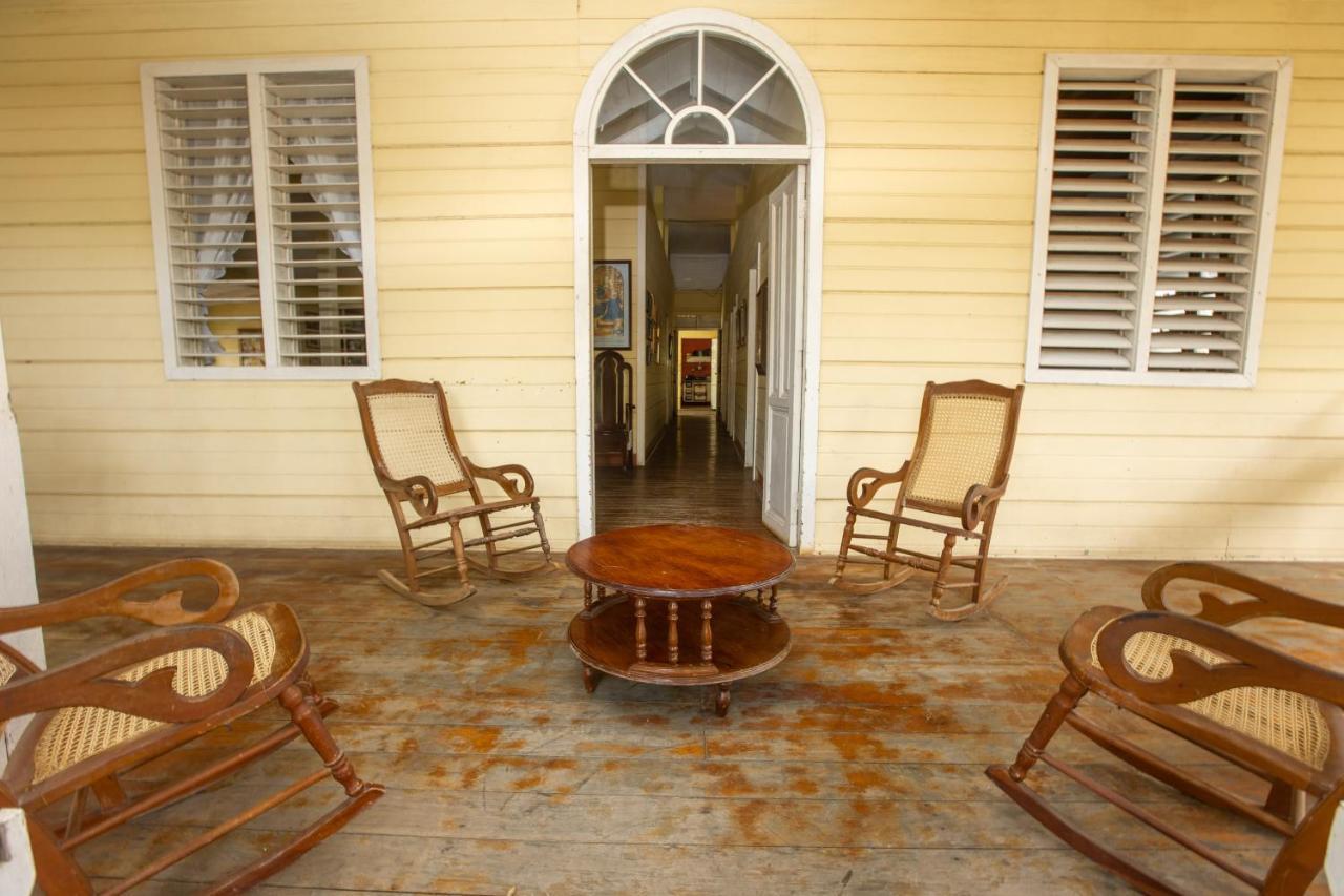 Looking Good Surf House San Juan Del Sur Hotel Exterior photo